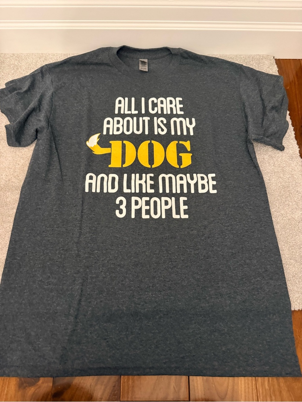 Gildan Heather Gray Tee with Yellow and White Dog Graphic